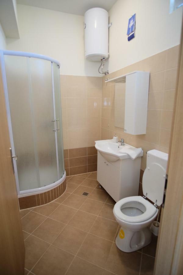 Apartmani Viktorija Vrana  Extérieur photo