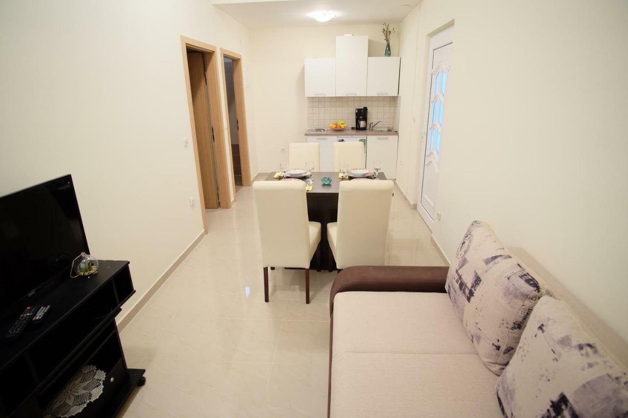 Apartmani Viktorija Vrana  Extérieur photo