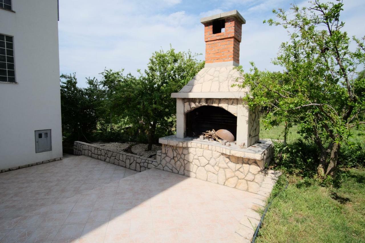 Apartmani Viktorija Vrana  Extérieur photo