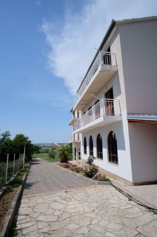 Apartmani Viktorija Vrana  Extérieur photo